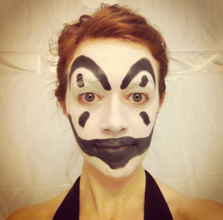 Illustration for article titled Here's the Only Coachella Makeup Tutorial You'll Ever Need